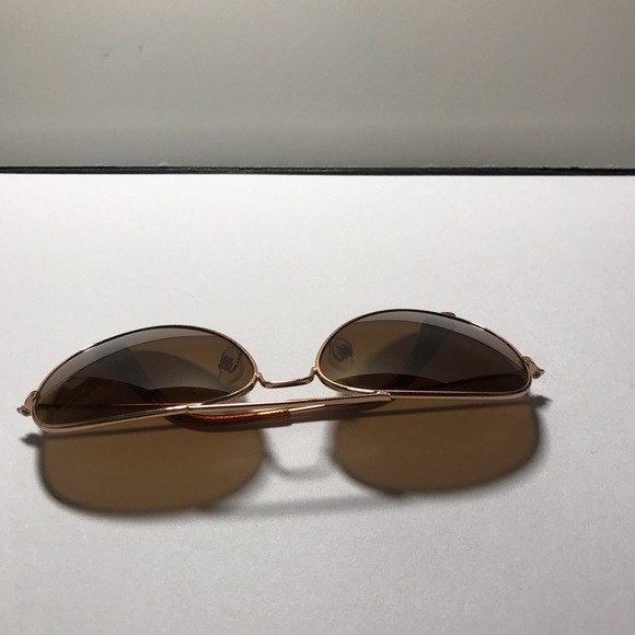 Quick Sale! Aviator sunglasses - Picture 8 of 9